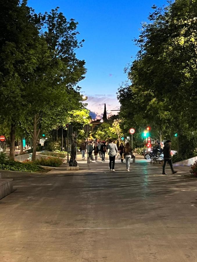 Constitucion Suite Confort I Granada Kültér fotó