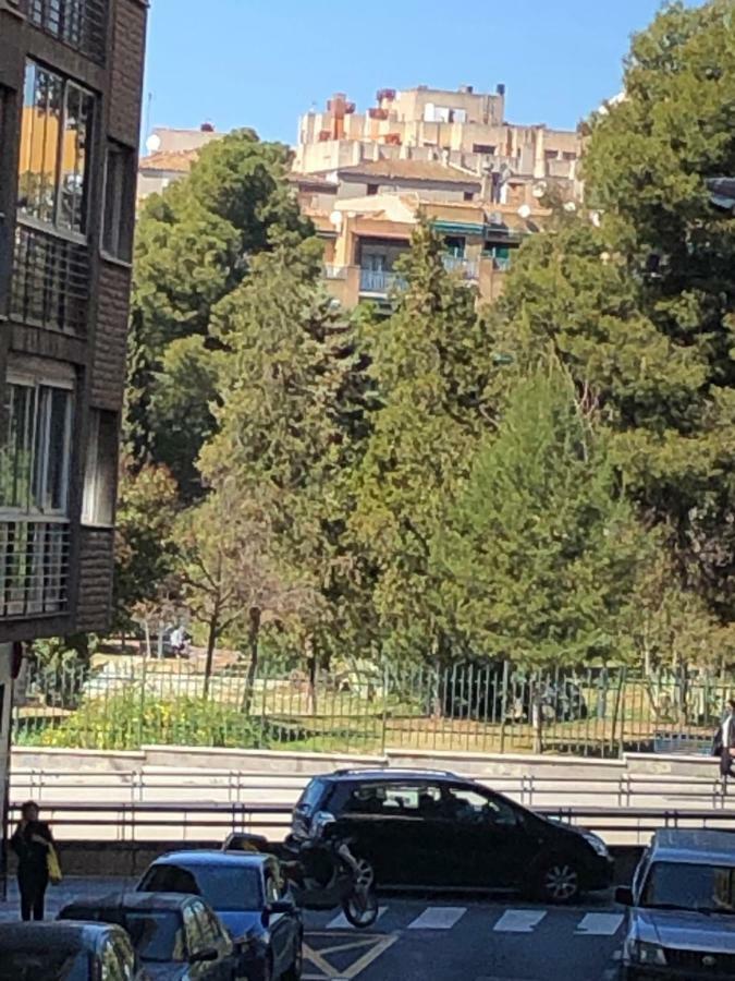 Constitucion Suite Confort I Granada Kültér fotó